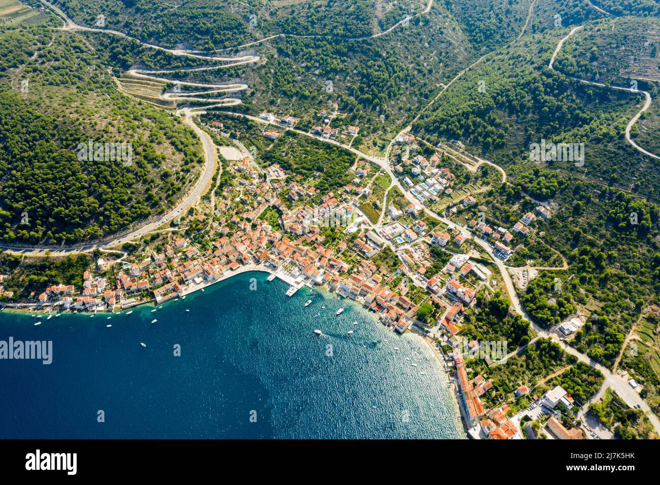 Stadt und Bucht von Vis, Insel Vis, Mittelmeer, Kroatien Stockfoto