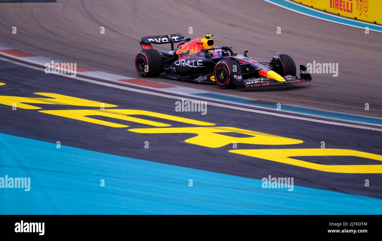 6.. Mai 2022: Sergio Perez, Team Red Bull Racing Fahrer #11 während des Formel 1 Crypto.com Miami Grand Prix in Miami, FL . Jason Pohuski/CSM Stockfoto