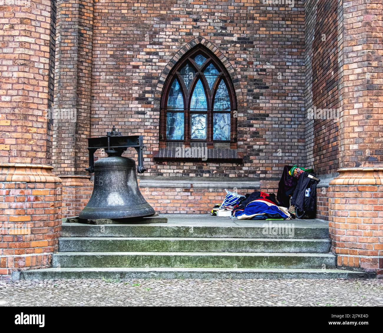 Berlin Friedrichshain-Kreuzberg,Friedenstraße 1, St. Bartholomäus-Kirche,St. Bartholomäus Kirche.denkmalgeschütztes neugotisches Gebäude äußeres Detail Stockfoto