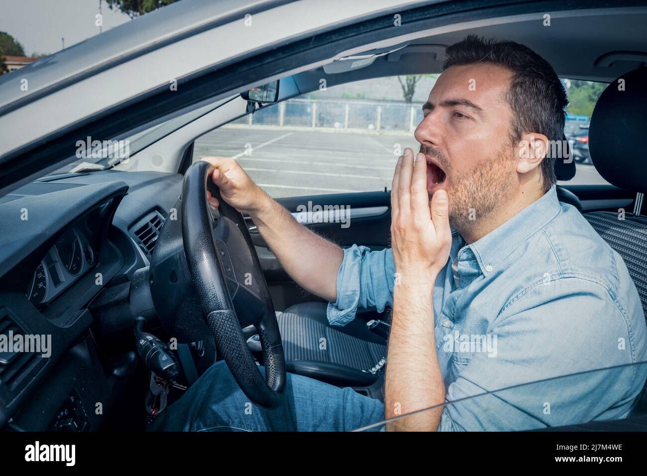 Betrunken schlafen Fotos und Bildmaterial in hoher Auflösung Alamy