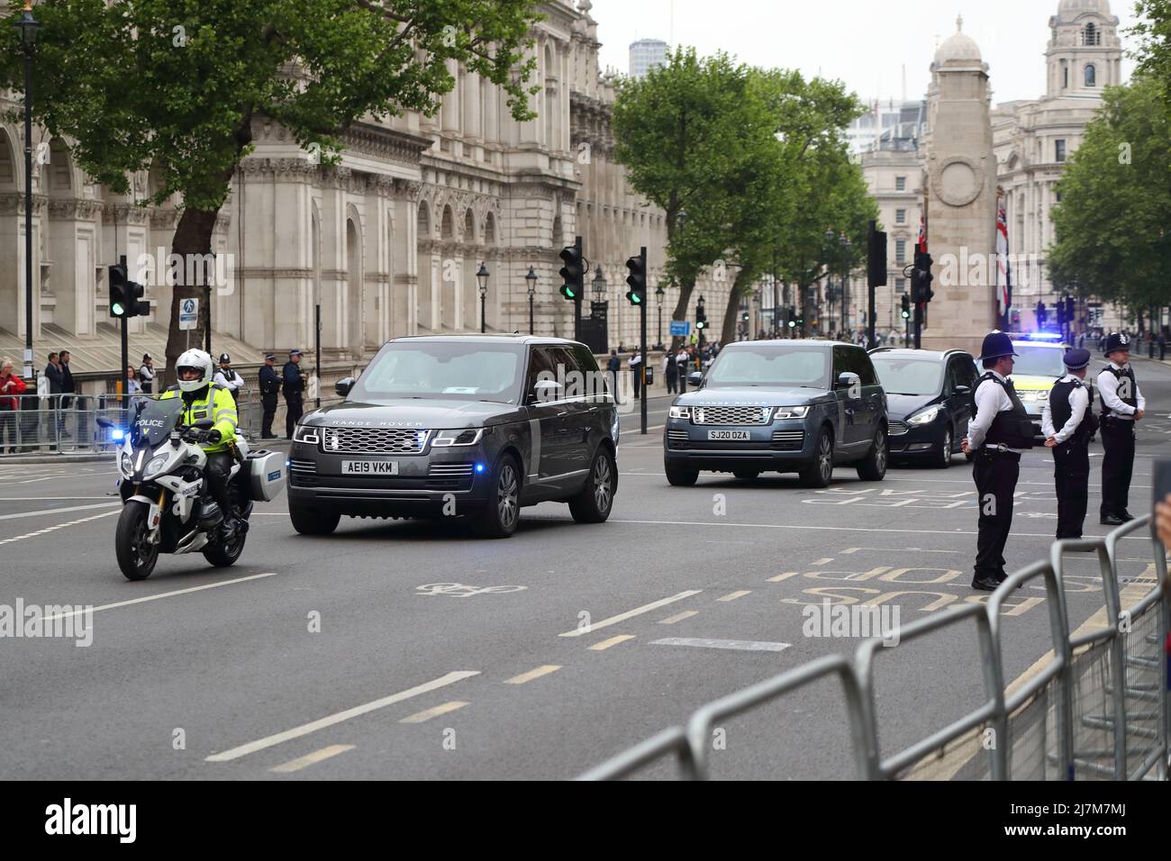 London, Großbritannien. 10.. Mai 2022. Premierminister Boris Johnson verlässt die Downing Street zur Eröffnung des Parlaments durch den Staat. Quelle: Uwe Deffner/Alamy Live News Stockfoto