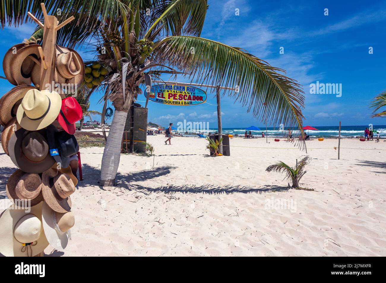 Souvenirladen am Strand in El Pescador Marisqueria & Bar, Playa Chen Rio, Cozumel, Quintana Roo, Mexiko Stockfoto