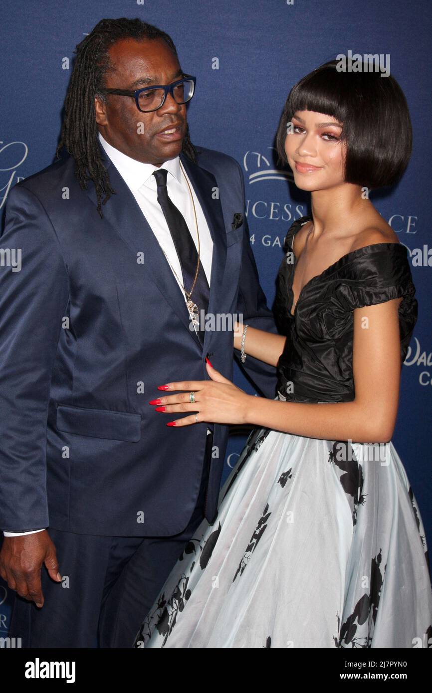 LOS ANGELES - Okt 8: Kazembe Ajamu Coleman, Zendaya Coleman bei der Gala der Princess Grace Foundation 2014 im Beverly Wilshire Hotel am 8. Oktober 2014 in Beverly Hills, CA Stockfoto