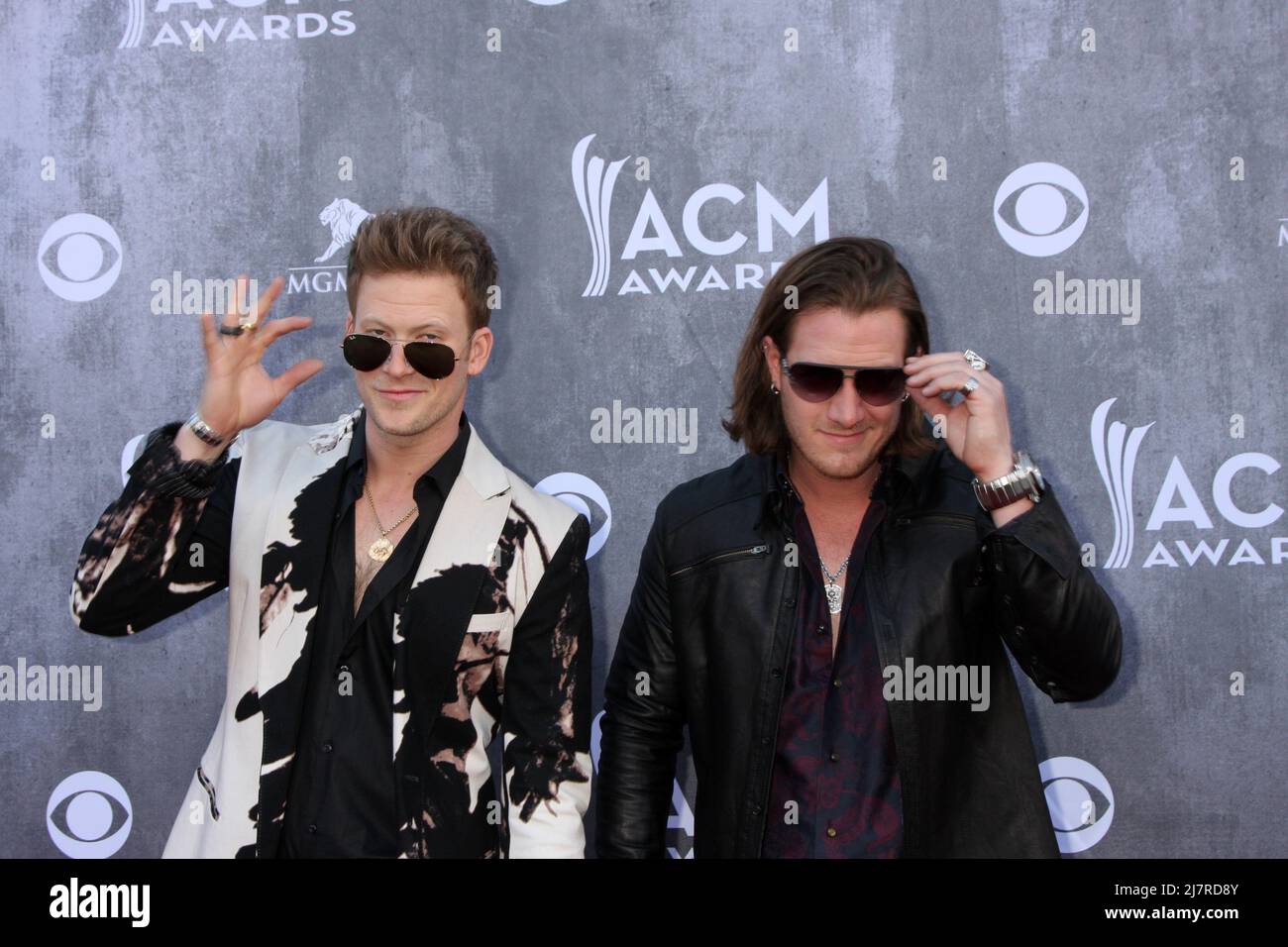 LAS VEGAS - APR 6: Florida Georgia Line bei den Academy of Country Music Awards 2014 - Ankunft in der MGM Grand Garden Arena am 6. April 2014 in Las Vegas, NV Stockfoto
