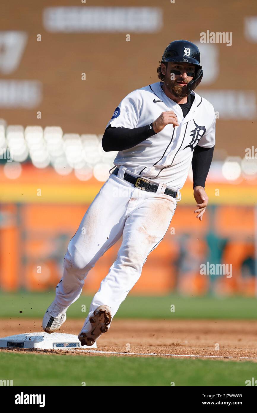 DETROIT, MI – 10. MAI: Der Detroit Tigers-Fänger Eric Haase (13) leitet die Basen gegen die Oakland Athletics im Comerica Park am 10. Mai 2022 in Detroit, Michigan. (Joe Robbins/Image of Sport) Stockfoto