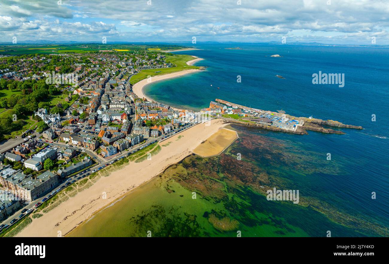 Luftaufnahme der Strände an der Milsey Bay und der West Bay bei North Berwick in East Lothian, Schottland, Großbritannien Stockfoto