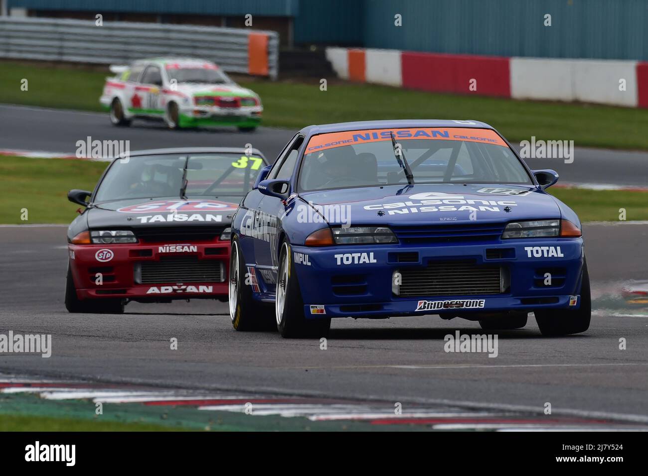 RIC Wood, Nissan Skyline GT-R, Simon Garrad, Nissan Skyline R32, Ein einstündiges Rennen mit der Option eines zweiten Fahrers in kultigen Limousinen und Tourenwagen Stockfoto