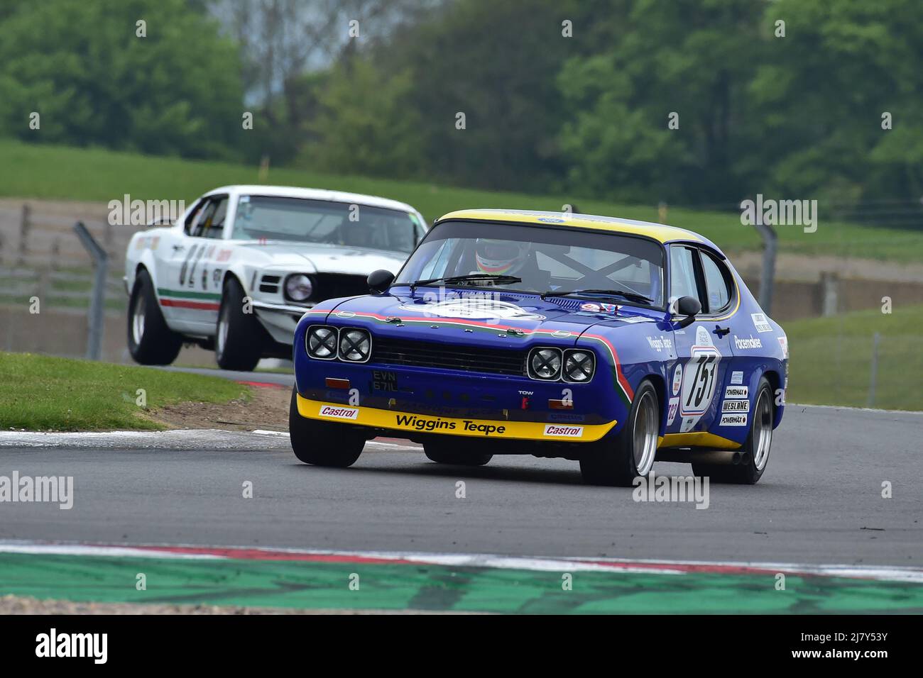 Simon Evans, Joe Twyman, Ford Capri RS2600, Ein einstündiges Rennen mit der Option eines zweiten Fahrers in kultigen Limousinen und Tourenwagen-Rennläufern, die an diesem Rennen teilnahmen Stockfoto