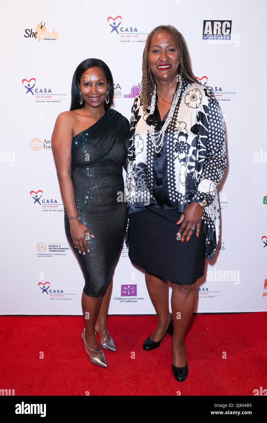 Los Angeles, Kalifornien, USA. 10.. Mai 2022. 10. jährliche CASA/LA Benefit REIMAGINE Gala, veranstaltet von Topher und Ashley Grace im Skirball Cultural Center in Los Angeles, Kalifornien. CASA of Los Angeles (CASA/LA) organisiert die Gemeinschaft, um Maßnahmen zu ergreifen und sich für Kinder und Familien in den überlasteten Kinderschutzsystemen und Jugendstrafrechtssystemen VON LA County einzusetzen. Kredit: Sheri Determan Stockfoto