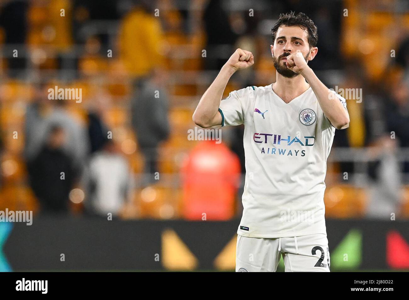 Bernardo Silva #20 von Manchester City würdigt die Menge am Ende des Spiels Stockfoto