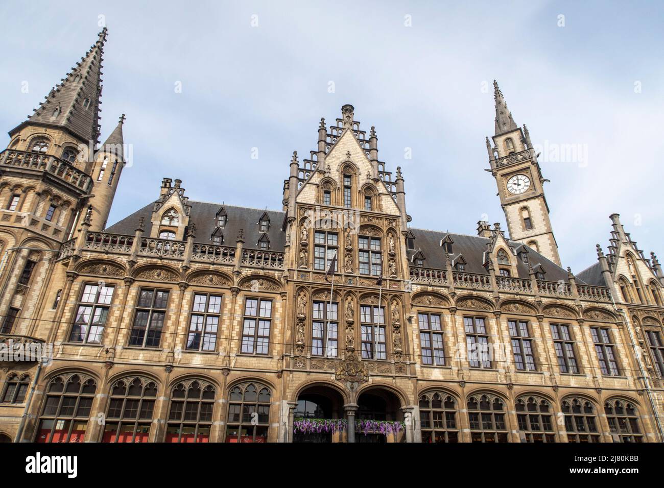 Ghent Uhrturm und Post Plaza, Gent, Belgien, Europa Stockfoto
