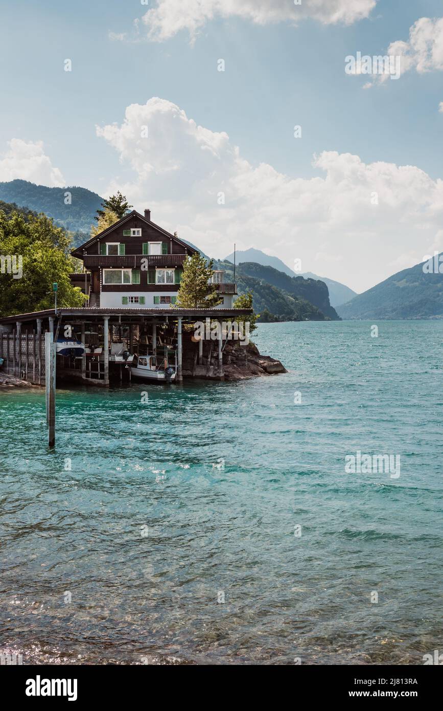 Murg Schweiz. 9. Juli 2018 Dorf Murg mit Blick auf den Walensee. Stockfoto