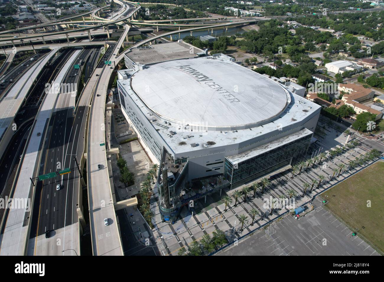 Eine Luftaufnahme des Amway Center, Samstag, 30. April 2022 in Orlando, Florida. Die Arena ist die Heimat des Orlando Magic. Stockfoto