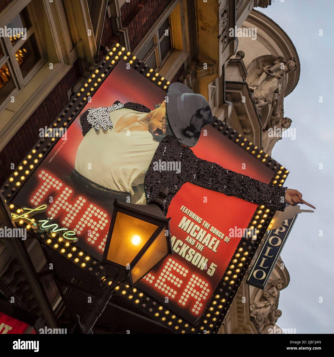 LONDON, Großbritannien - 27. JANUAR 2019: Zeichen für die Musical Show 'Thriller Live' im Lyric Theatre in der Shaftesbury Avenue Stockfoto