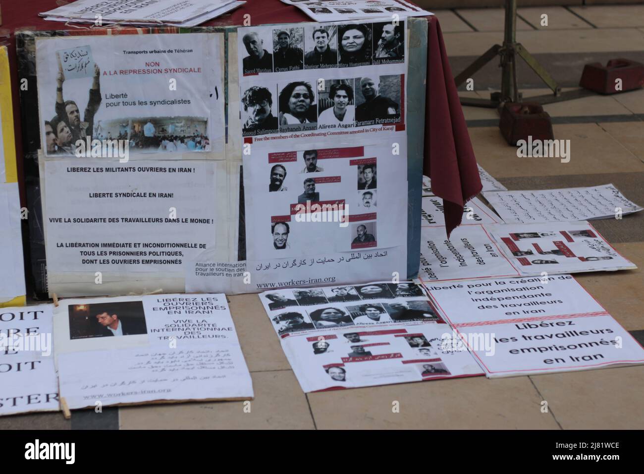 UN stand à Paris de soutien aux prisenniers politiques en Iran au Trocadéro Stockfoto