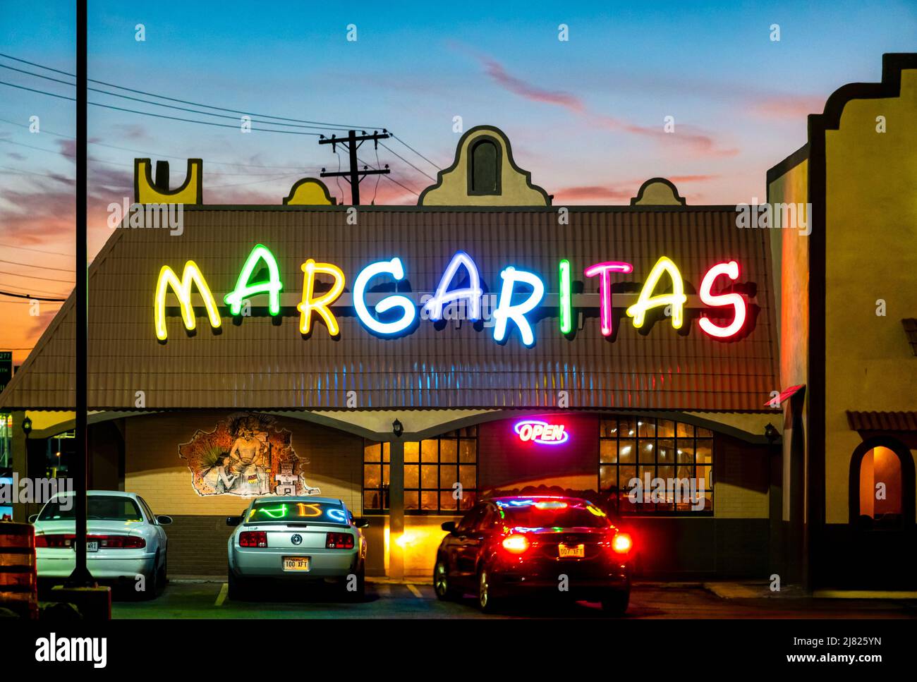 Farbenfrohes Neon Margaritas Restaurant West Memphis Arkansas USA Stockfoto