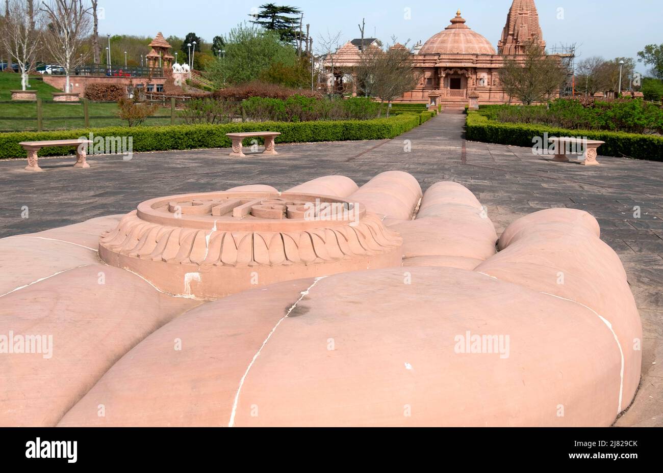 Jain-Tempel (Derasar) in Potters Bar, Großbritannien Stockfoto