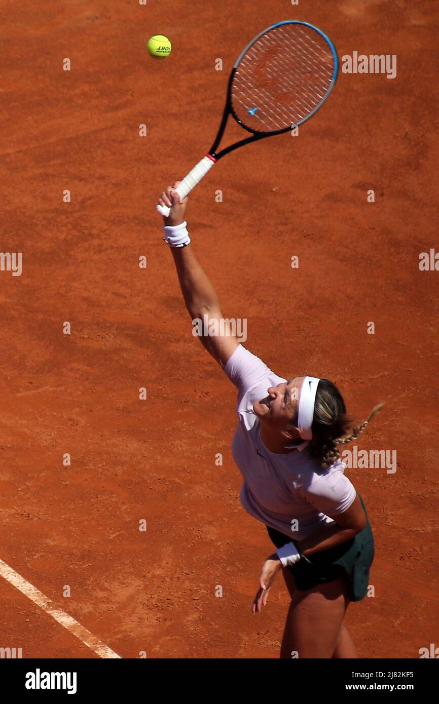 Rom, Italien. 12.. Mai 2022. ROM, ITALIEN - 12.05.2022: I.SWIATEK (POLEN) spielt am 12. Mai 2022 im Rahmen des Foro Italico in Rom, Italien, gegen V.AZARENKA im Rahmen ihres alleinstehenden Frauen-Rundenspiels im Internazionali BNL D'Italia. Kredit: Unabhängige Fotoagentur/Alamy Live Nachrichten Stockfoto