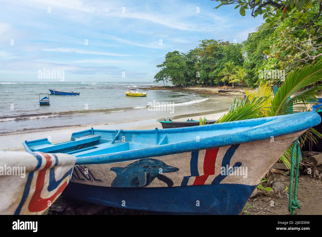 Fischerboote im Hafen, Playa Puerto Viejo de Talamanca, Puerto Viejo de Talamanca, Provinz Limón, Republik Costa Rica Stockfoto