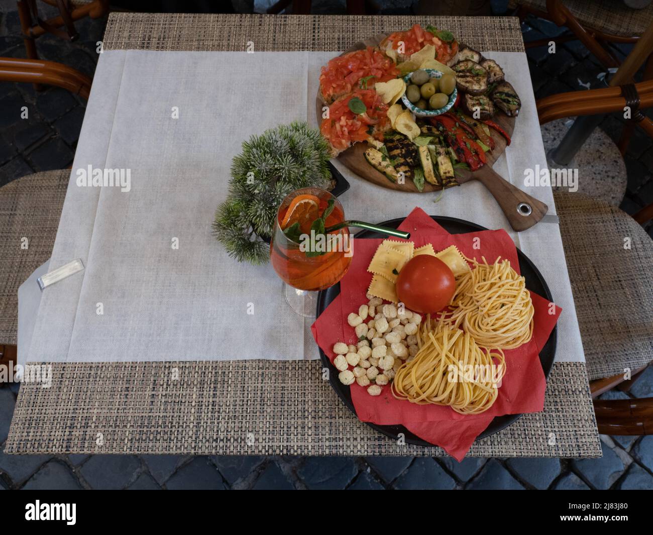 Appetitlich arrangierte typische italienische Snack, Rom, Latium, Italien Stockfoto