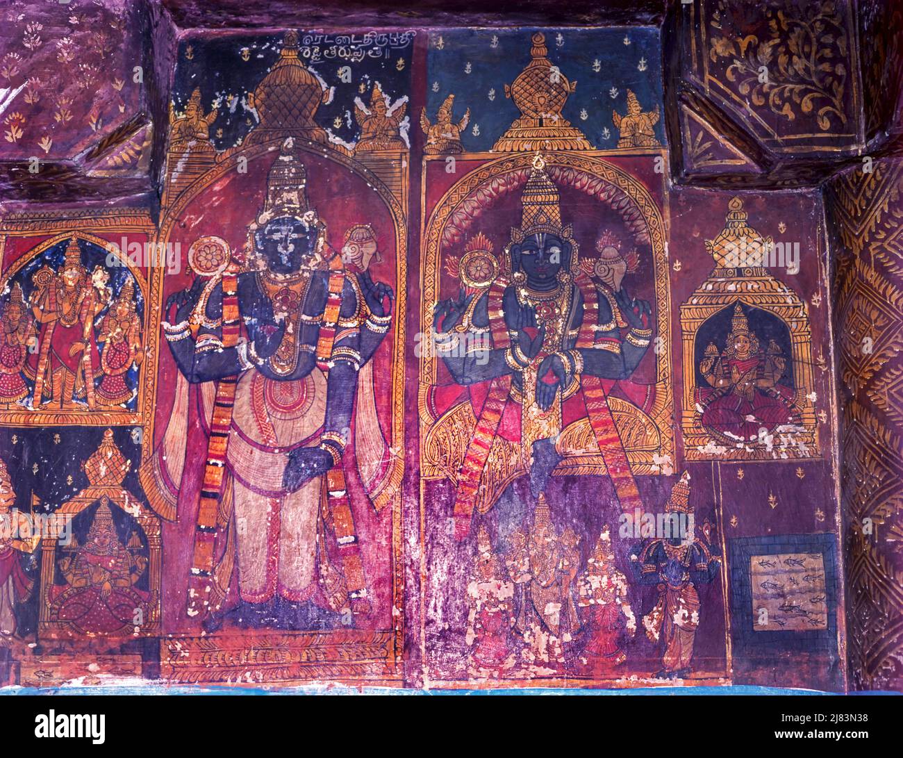 Wandmalereien in Varadaraja Perumal Tempelmauer in Kancheepuram Tamil Nadu, Indien, Asien Stockfoto