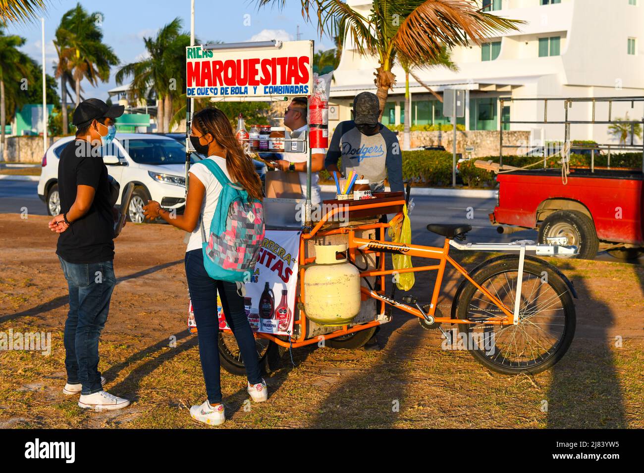Street Food Stand an der Strandpromenade von Campeche, Campeche, Mexiko Stockfoto