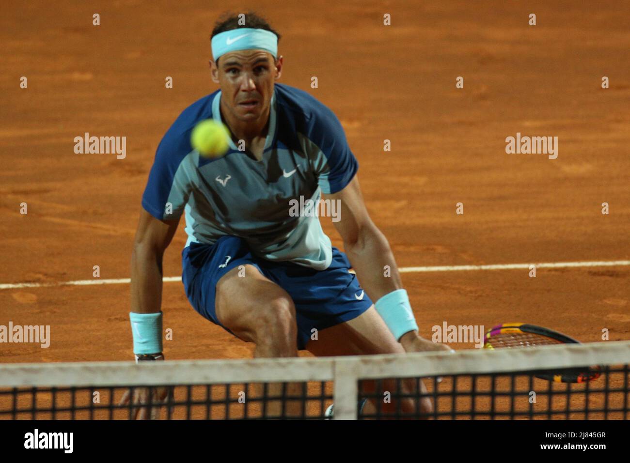 Rom, Italien. 12.. Mai 2022. ROM, ITALIEN - 12.05.2022: RAFAEL NADAL (ESP) spielt gegen SHAPOVALOV (CAN)ALIASSIME (CAN) während ihres Einzelspieles im Internazionali BNL D'Italia am Foro Italico in Rom, Italien, am 12. Mai 2022. Kredit: Unabhängige Fotoagentur/Alamy Live Nachrichten Stockfoto