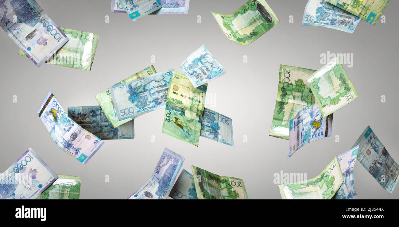 Fliegende kasachische Tenge-Banknoten Stockfoto
