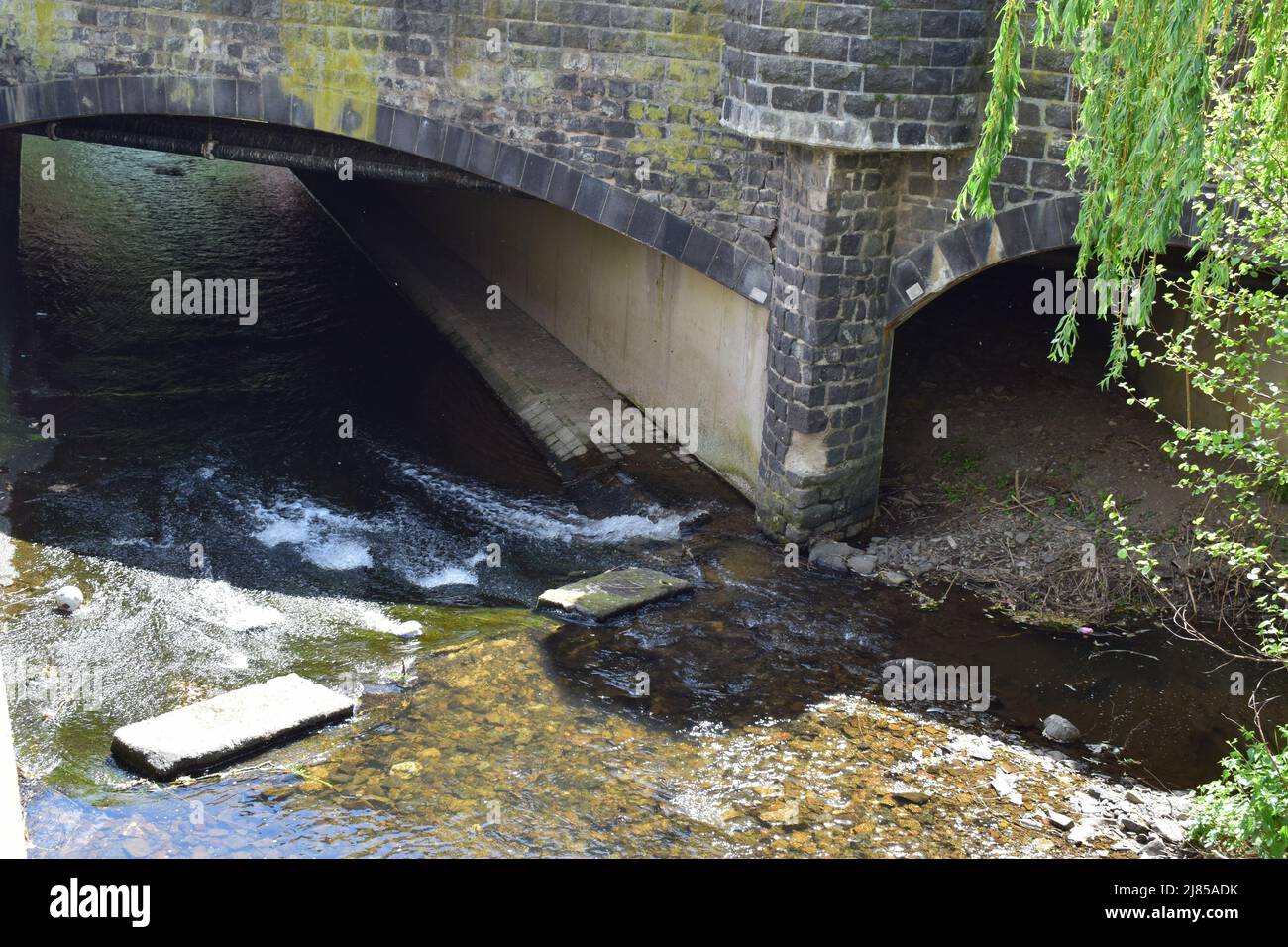 Fluss nette in der Kleinstadt Mayen Stockfoto