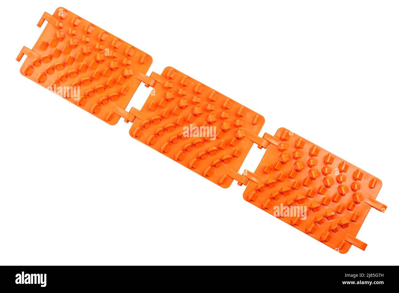 Orangefarbene faltbare Kunststoff-Notlaufpolster isoliert auf weißem Hintergrund Stockfoto
