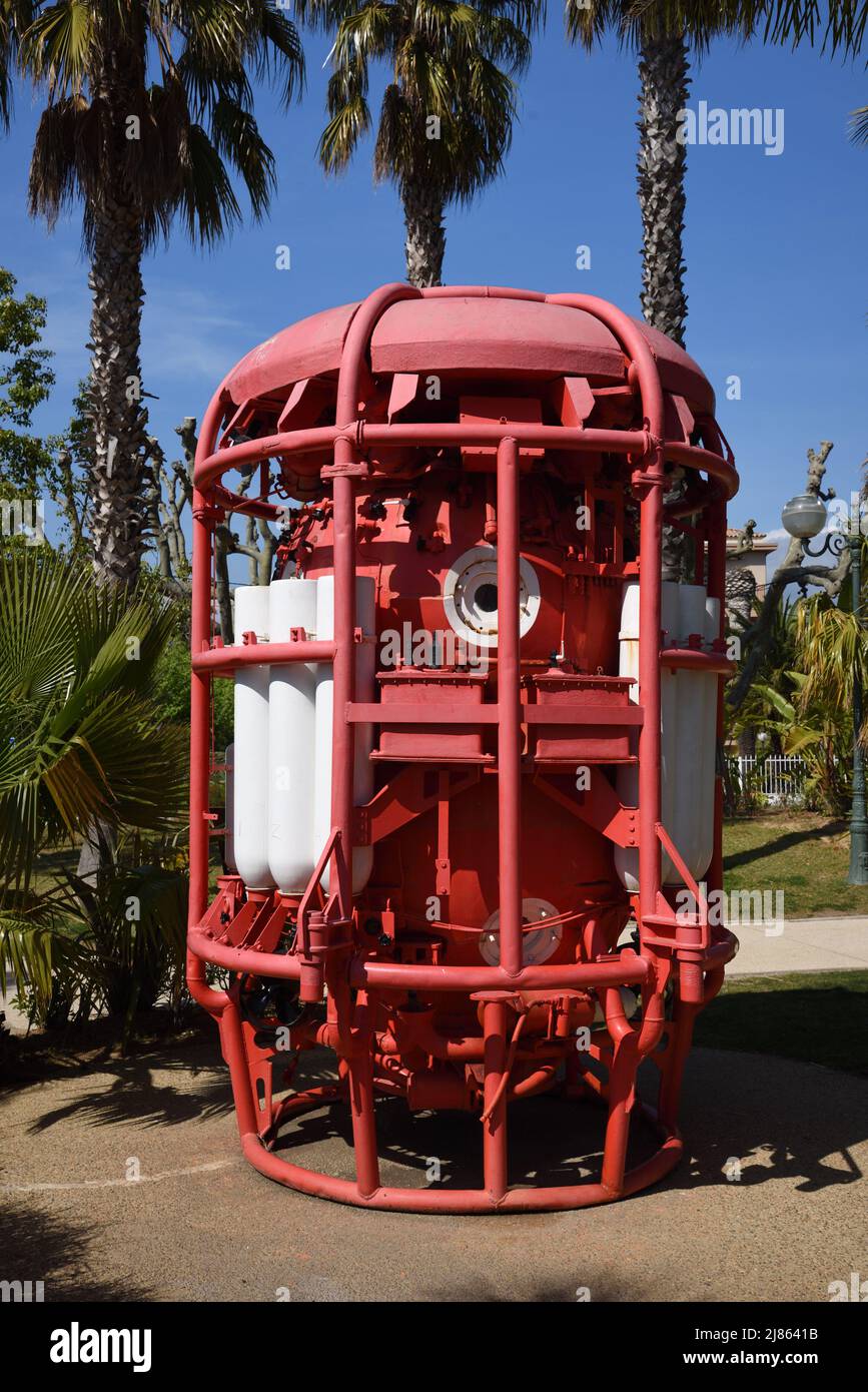 Comex Diving Tower 1974 Tauchglocke oder Tauchmaschine gebaut von der französischen Compagnie Maritime d'Expertises für Unterwasserforschung oder Tiefseeforschung Stockfoto