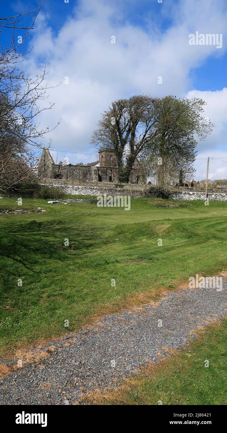 Blick über die historische Ausgrabungsstätte des Whithorn Trust in der St. Ninians Priory Stockfoto