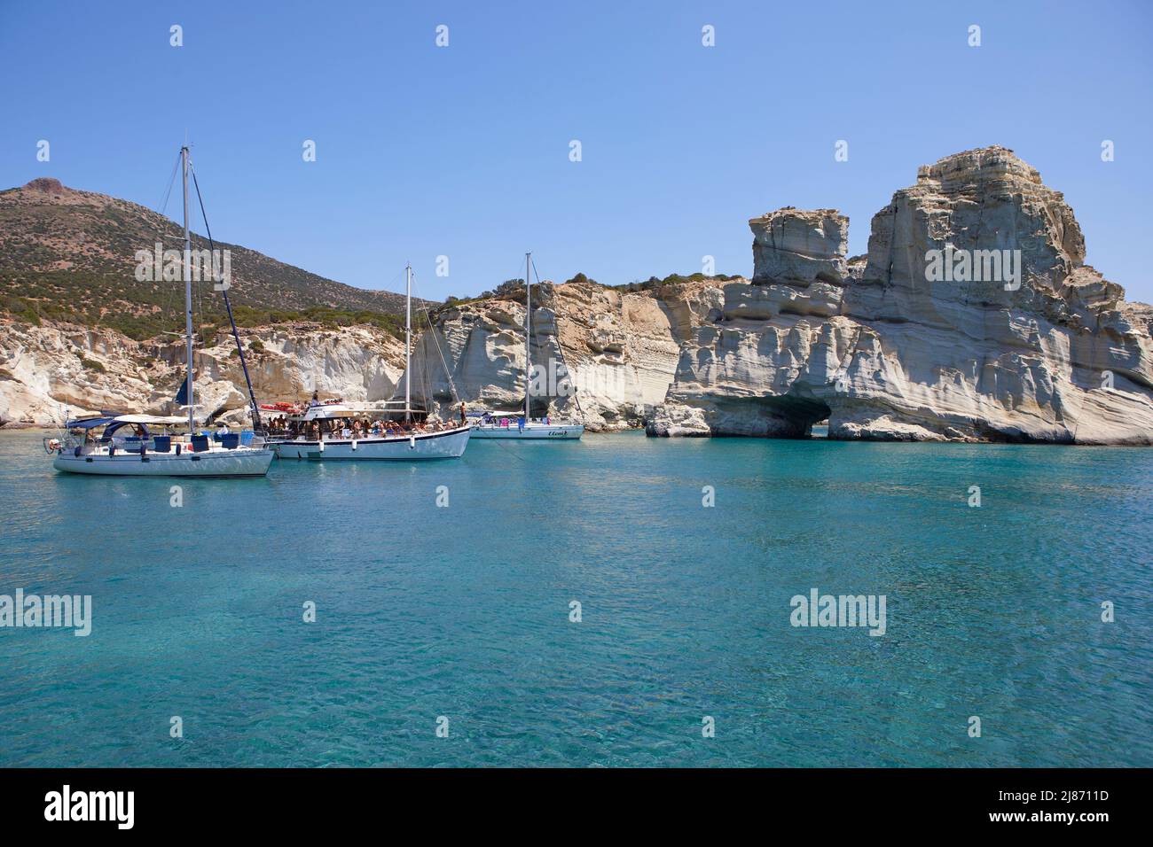 Felsen im Meer von Milos, Kykladen, Griechenland Stockfoto