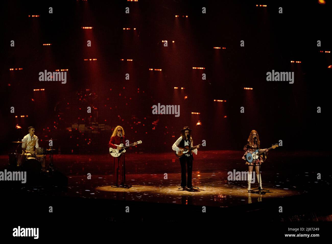 Turin, Italien. 13.. Mai 2022. 2022-05-13 14:49:56 TURIN - Sigga, Beta und Elin aus Island während der Generalprobe des Finales des Eurovision Song Contest. ANP SANDER KING netherlands Out - belgium Out Credit: ANP/Alamy Live News Stockfoto