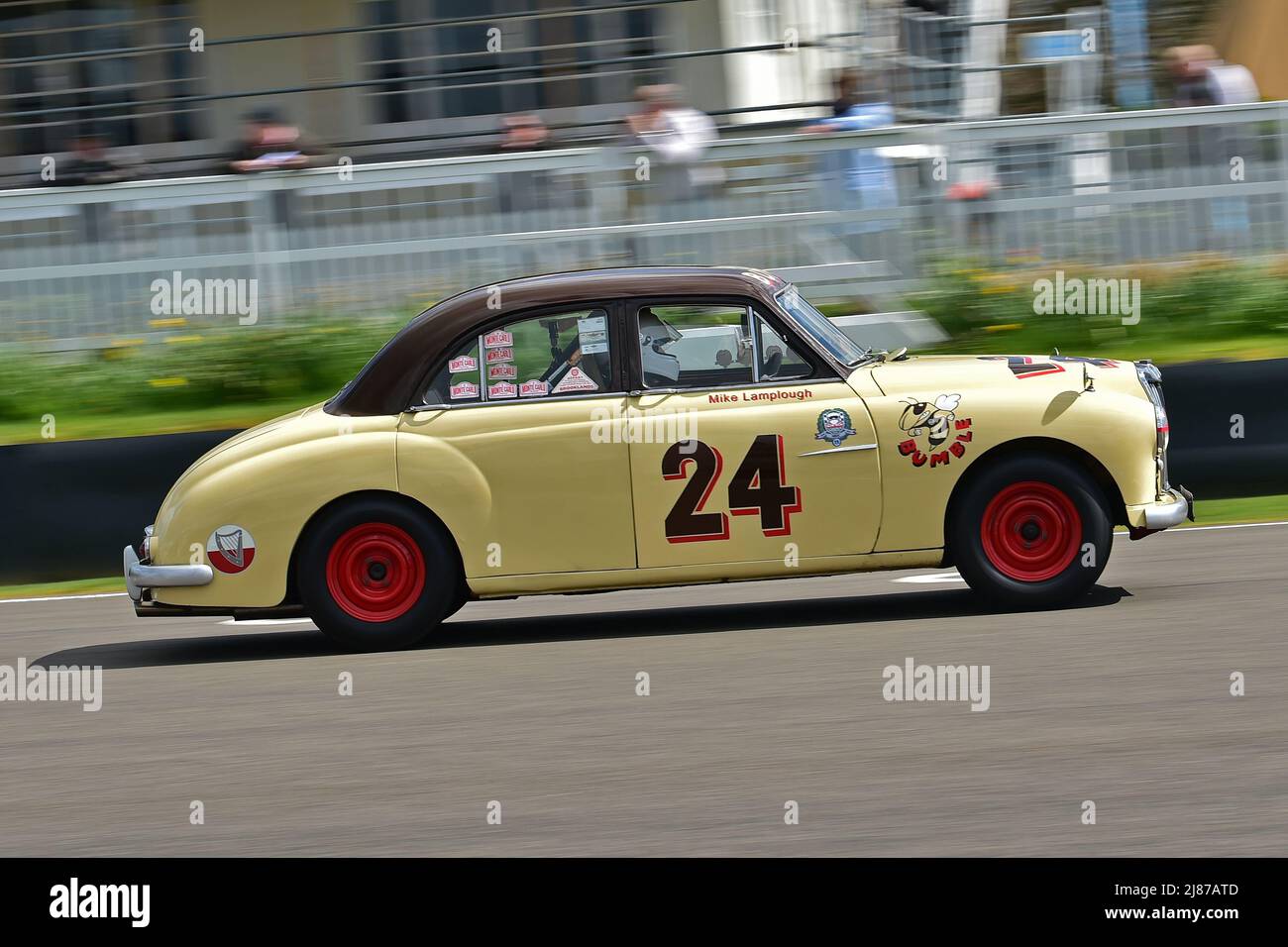 Mike Lamplow, MG Magnette ZA, Sopwith Cup, Dies war ein zwanzig-Minuten-Rennen für Fahrzeuge eines Typs, die bis 1956 konkurrierten, es kennzeichnete eine erheblich Stockfoto