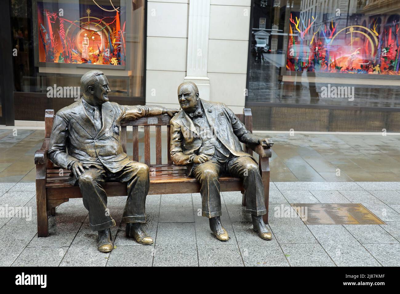 Verbündete von Lawrence Holofcener in der New Bond Street in London Stockfoto