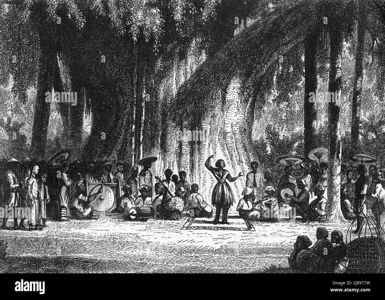 „Javanische tanzende Mädchen – F&#xea;te Tag im Wald“, c1891. Aus "Cassell's Illustrated History of India Vol. I.", von James Grant. [Cassell Petter &amp; Galpin, London, Paris und New York] Stockfoto