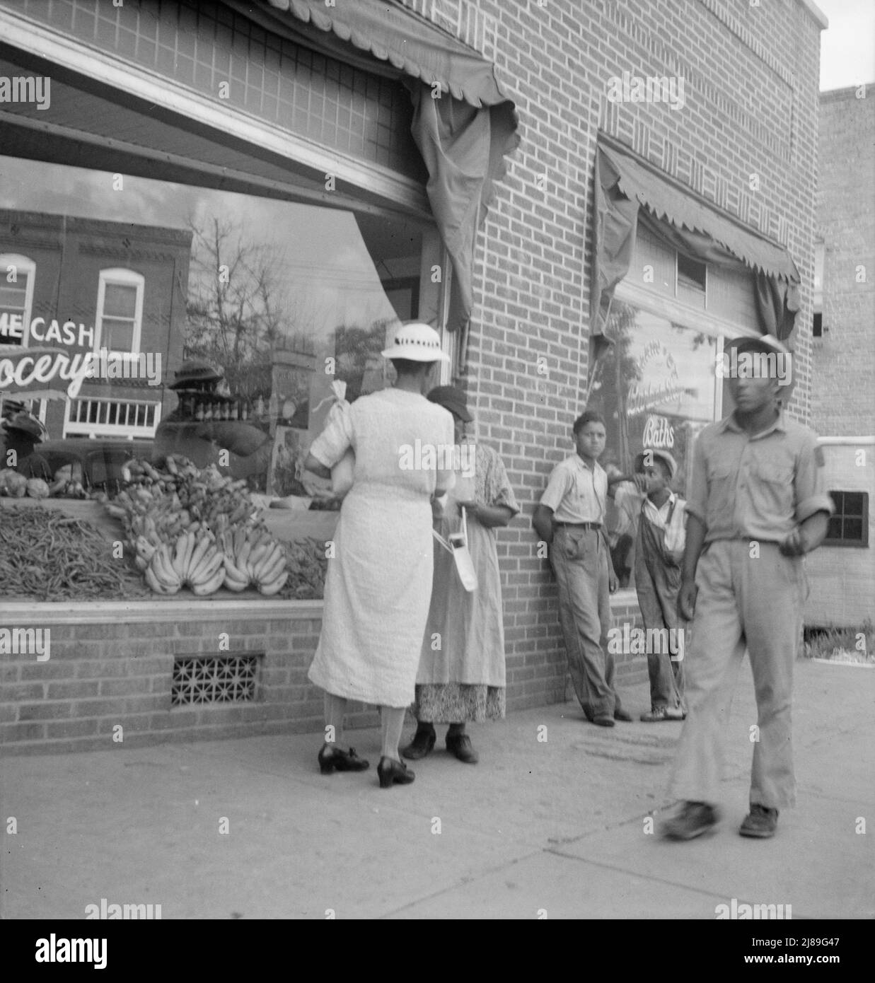 [Ohne Titel, möglicherweise in Zusammenhang mit: Main Street, Pittsboro, North Carolina]. Stockfoto
