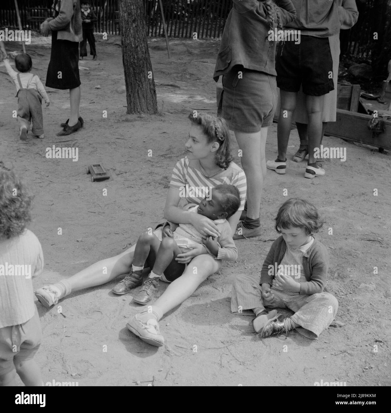 Interrassische Aktivitäten im Camp Ellen Marvin, wo die Kinder vom Methodisten Camp Service unterstützt werden. Das Kinderzimmer. Arden, New York. Stockfoto
