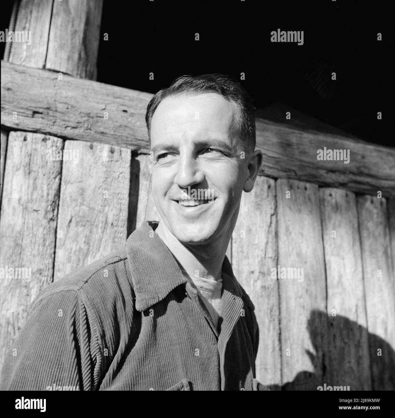 Southfields, New York. Interrassische Aktivitäten im Camp Nathan Hale, wo die Kinder vom Methodisten Camp Service unterstützt werden. Herr Lewis Traver, der Direktor. Stockfoto