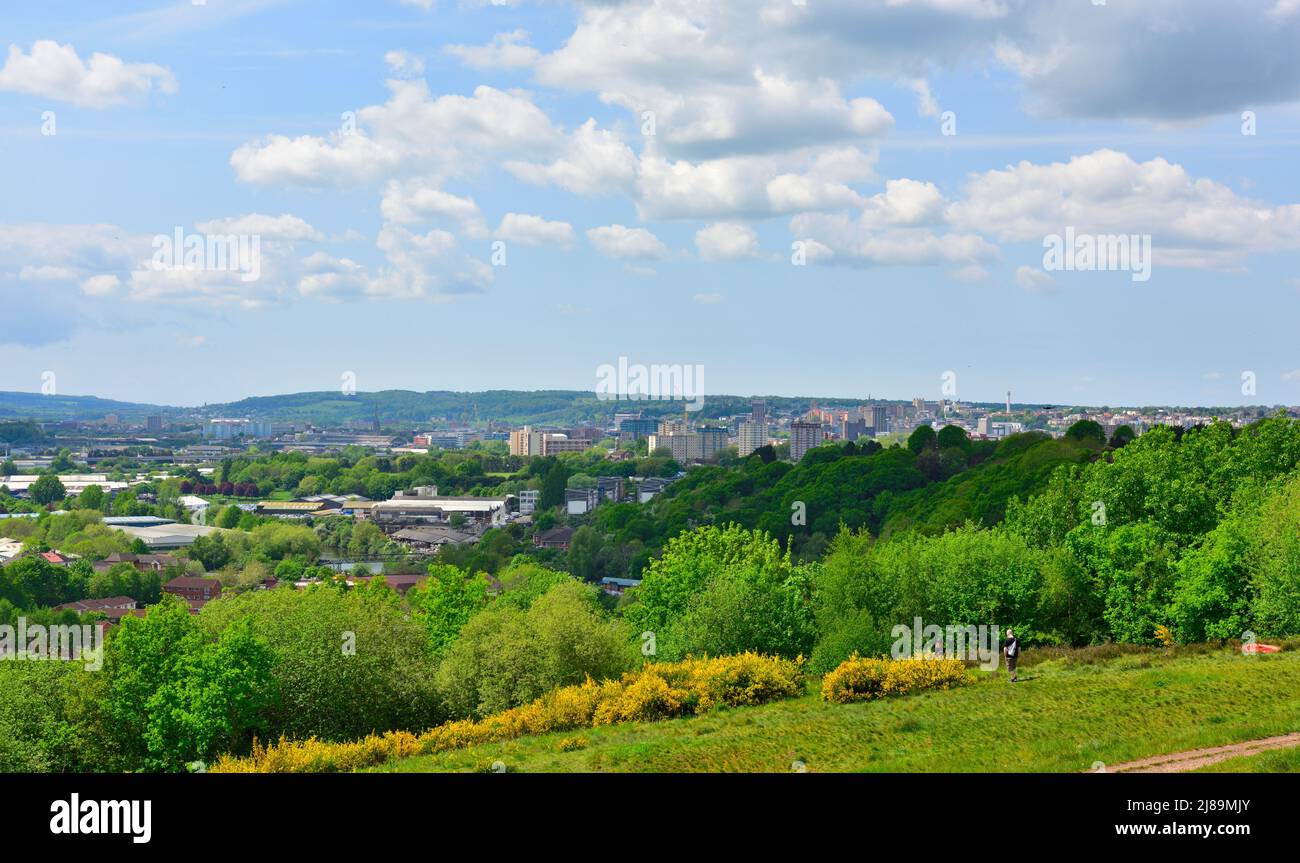 Blick nach Westen in Richtung Zentrum von Bristol vom Troopers' Hill aus ehemaliges Bergbaugebiet, heute Park und Naturschutzgebiet, Großbritannien Stockfoto