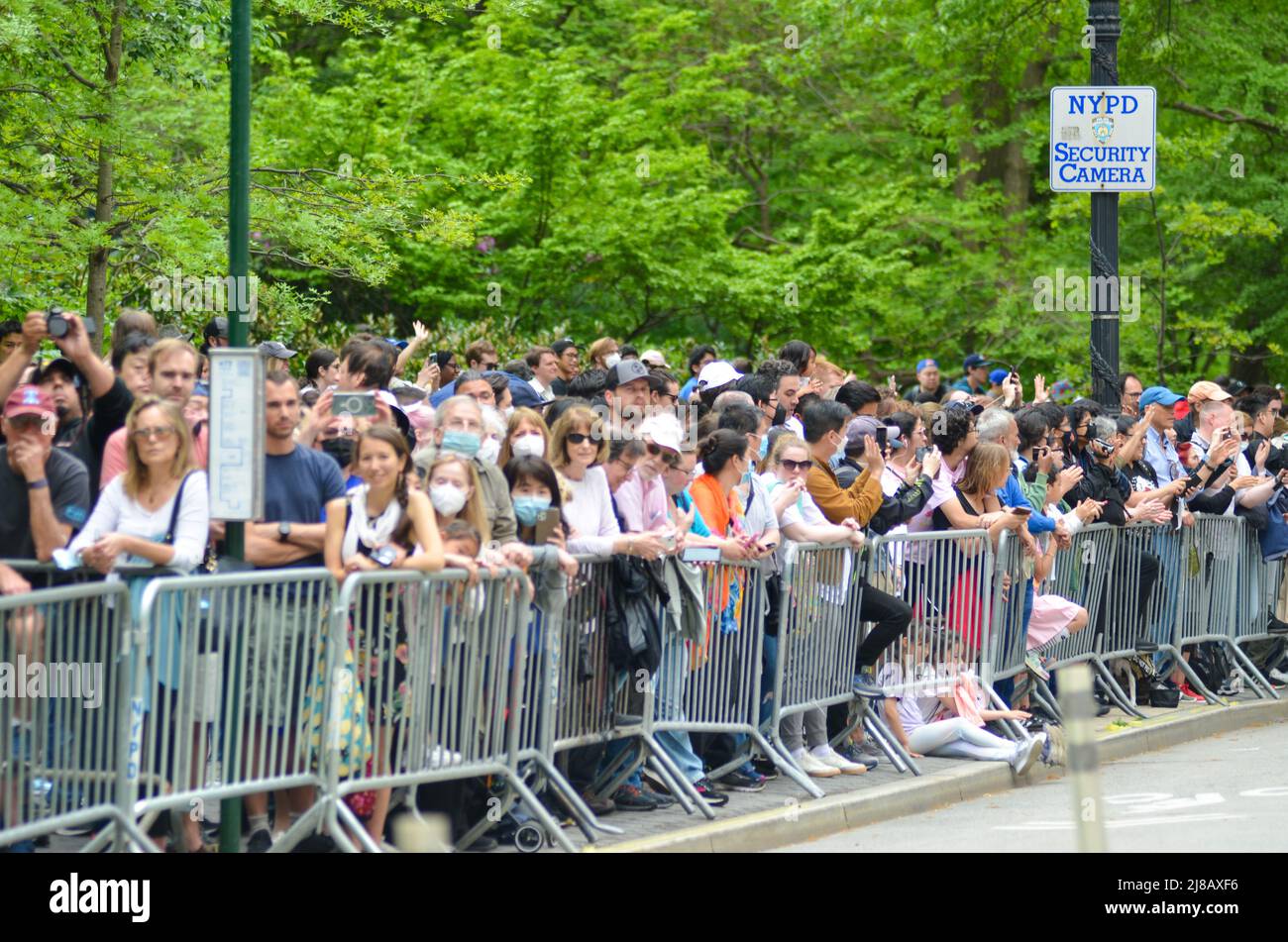 Am 14. Mai 2022 versammelten sich die Zuschauer im Central Park West, New York City, um die jährliche Parade zum Japanischen Tag zu feiern. Stockfoto