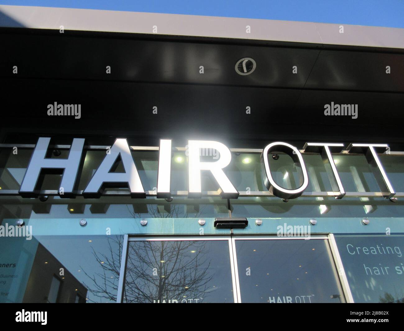 Hair Ott Hair Salon Shop Schild Stockfoto