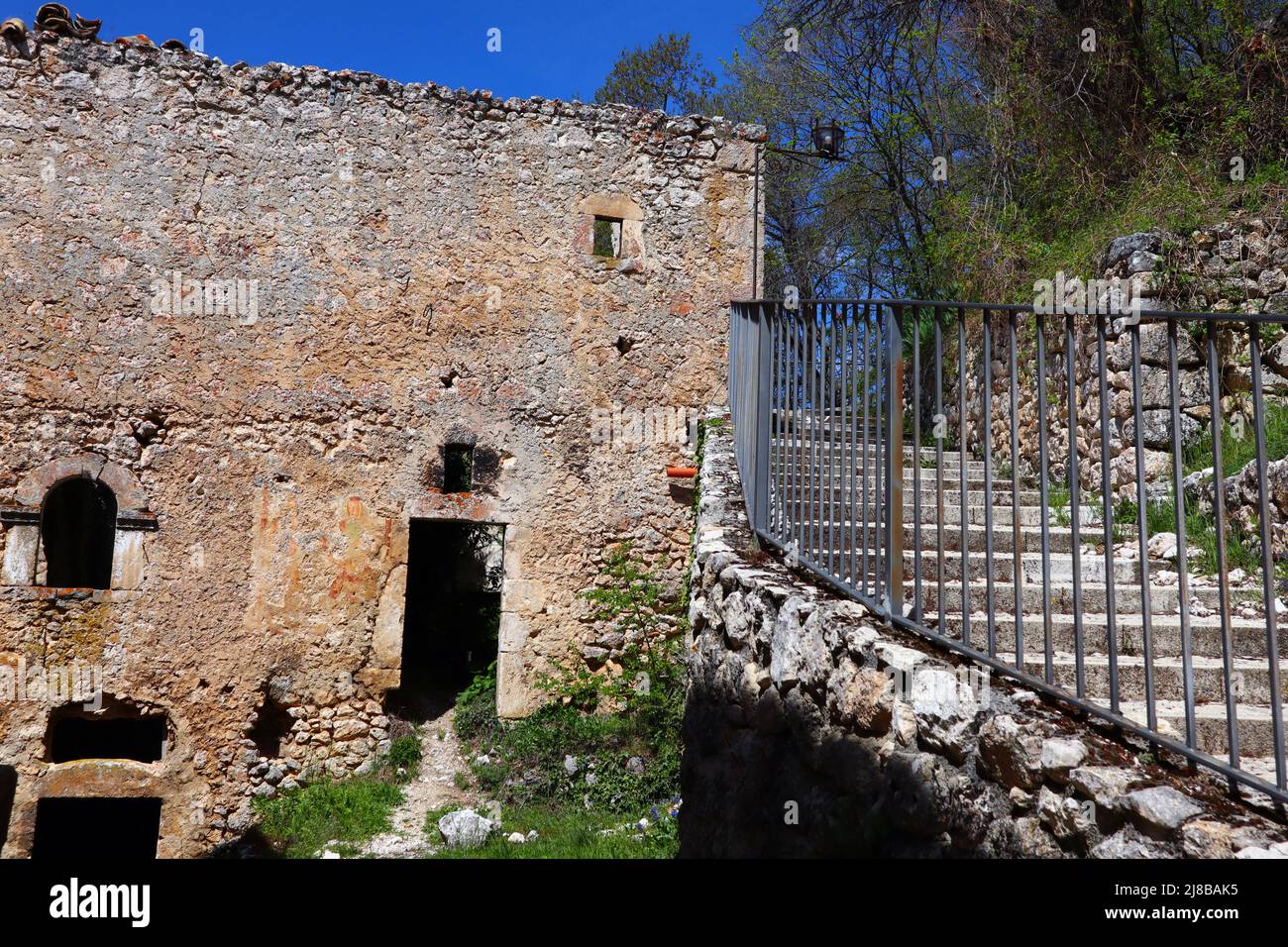 Rocca Calascio, eine mittelalterliche Bergstadt mit der Burg von Rocca