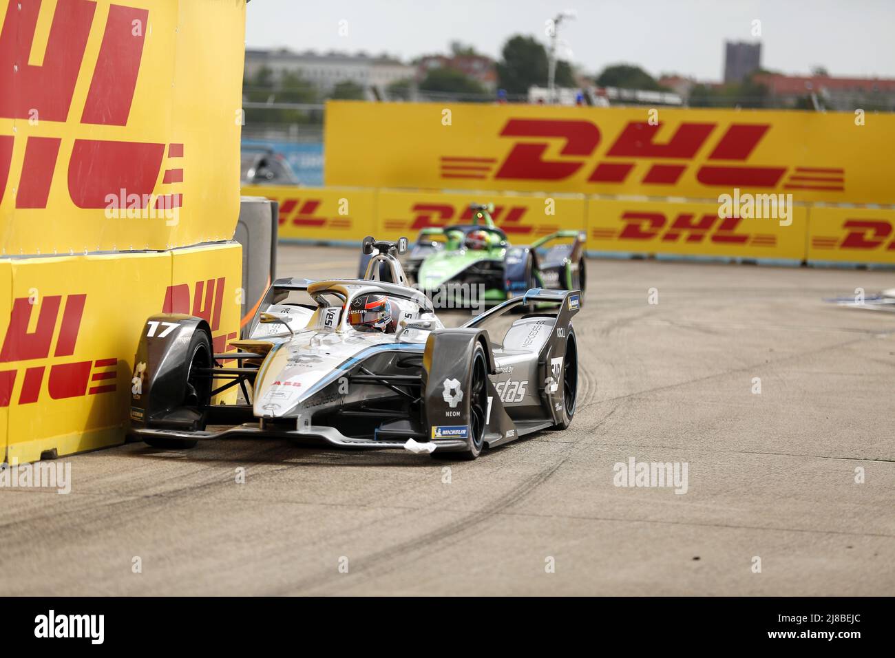 Edoardo Mortara gewann das erste Rennen in Berlin-Tempelhof und feierte damit den vierten Sieg seiner Karriere. Jean-Eric Vergne wurde Zweiter und Stoffel Vandoorne Dritter. Am 14. Mai 2022 in Berlin, Deutschland. (Foto von Simone Kuhlmey/Pacific Press/Sipa USA) Stockfoto