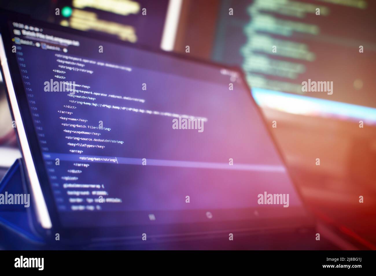 Nahaufnahme des Funktionsquellcodes überwachen. Abstrakter IT-Technologiehintergrund. Softwarequellcode. Stockfoto