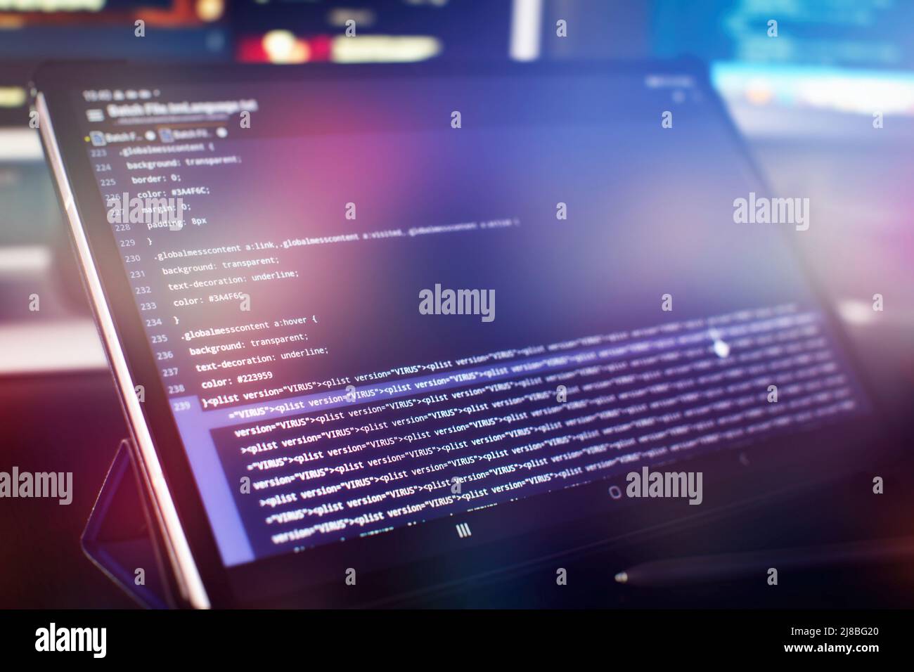 Nahaufnahme des Funktionsquellcodes überwachen. Abstrakter IT-Technologiehintergrund. Softwarequellcode. Stockfoto
