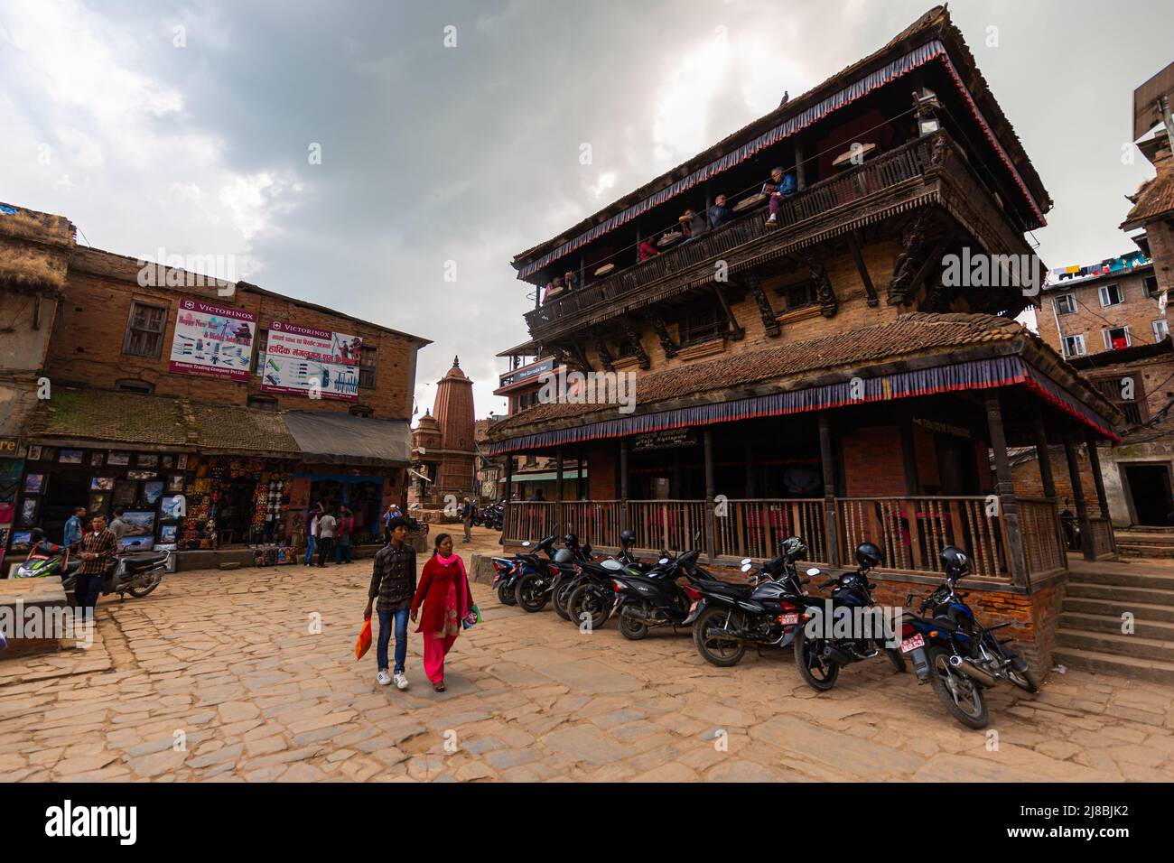 Bhaktapur, Nepal - 29. Oktober 2021: Stadt in der östlichen Ecke des Kathmandu-Tals in Nepal. Bhaktapur Durbar Square. Königspalast des alten Bhakta Stockfoto