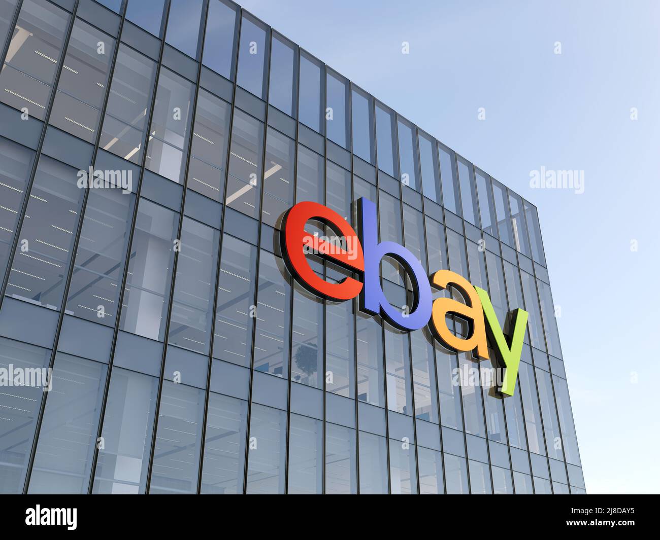 San Jose, CA, USA. 2.Mai 2022. Nur für redaktionelle Verwendung, 3D CGI. EBay-Signage-Logo auf der Oberseite des Glasgebäudes. E-Commerce Company Developer Corporation in Hi Stockfoto