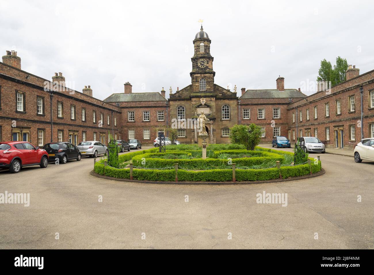 Sir William Turners Almshäuser, die er 1676 gründete, mit Unterkünften für ältere Bewohner und Waisenkinder, wird immer noch als Unterkunft genutzt Stockfoto